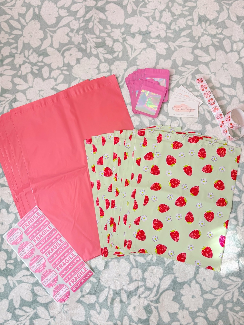 75 Piece Pink Strawberry Shipping Supply Bundle 🍓🎀
